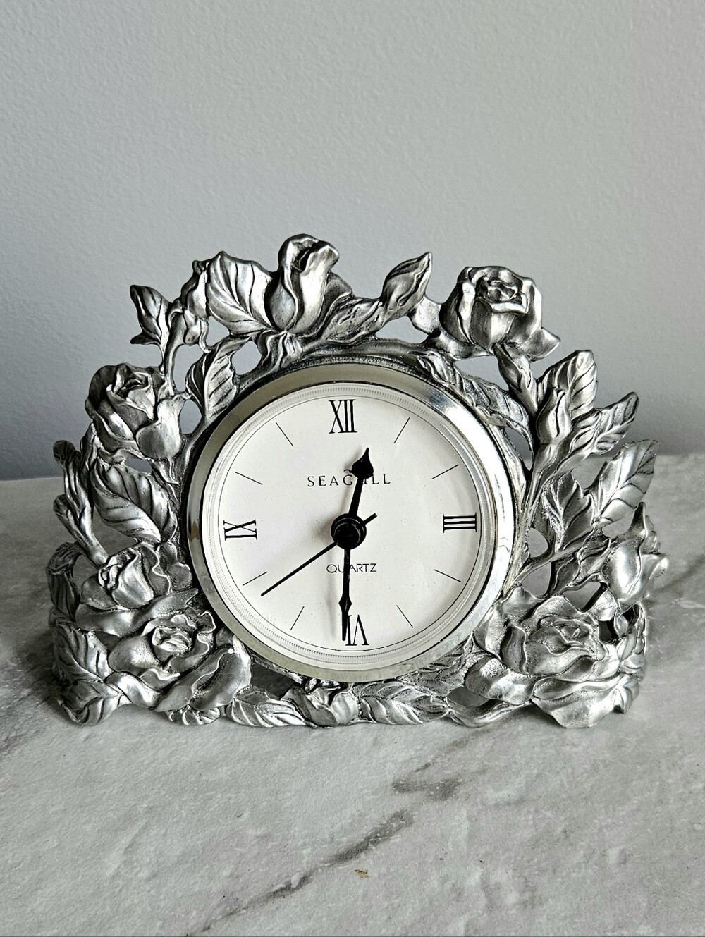Vintage 1996 Seagull Canada Fine Pewter Floral Desk/Table Clock